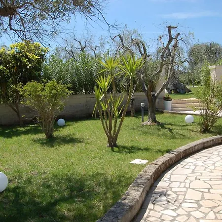 Bed and Breakfast Tenuta Verdolivo 3*